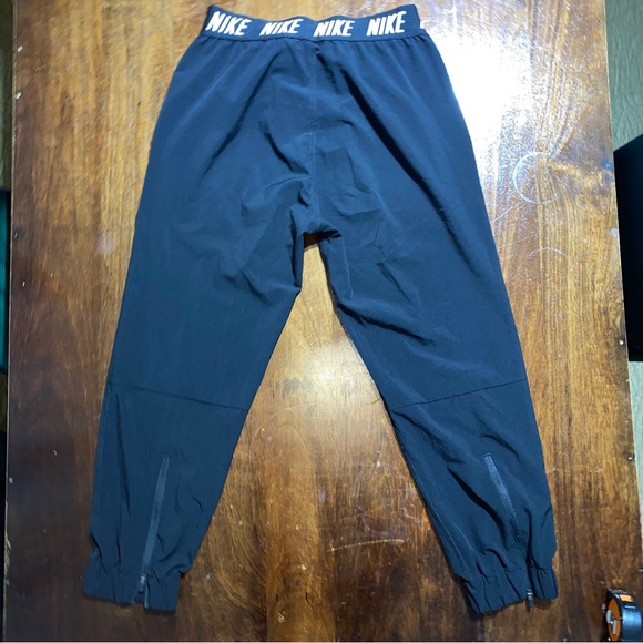 NIKE Sz S Womens Tracksuit Bottoms Black Tapered Loose Fit Mid Rise Track Pants - Picture 13 of 14